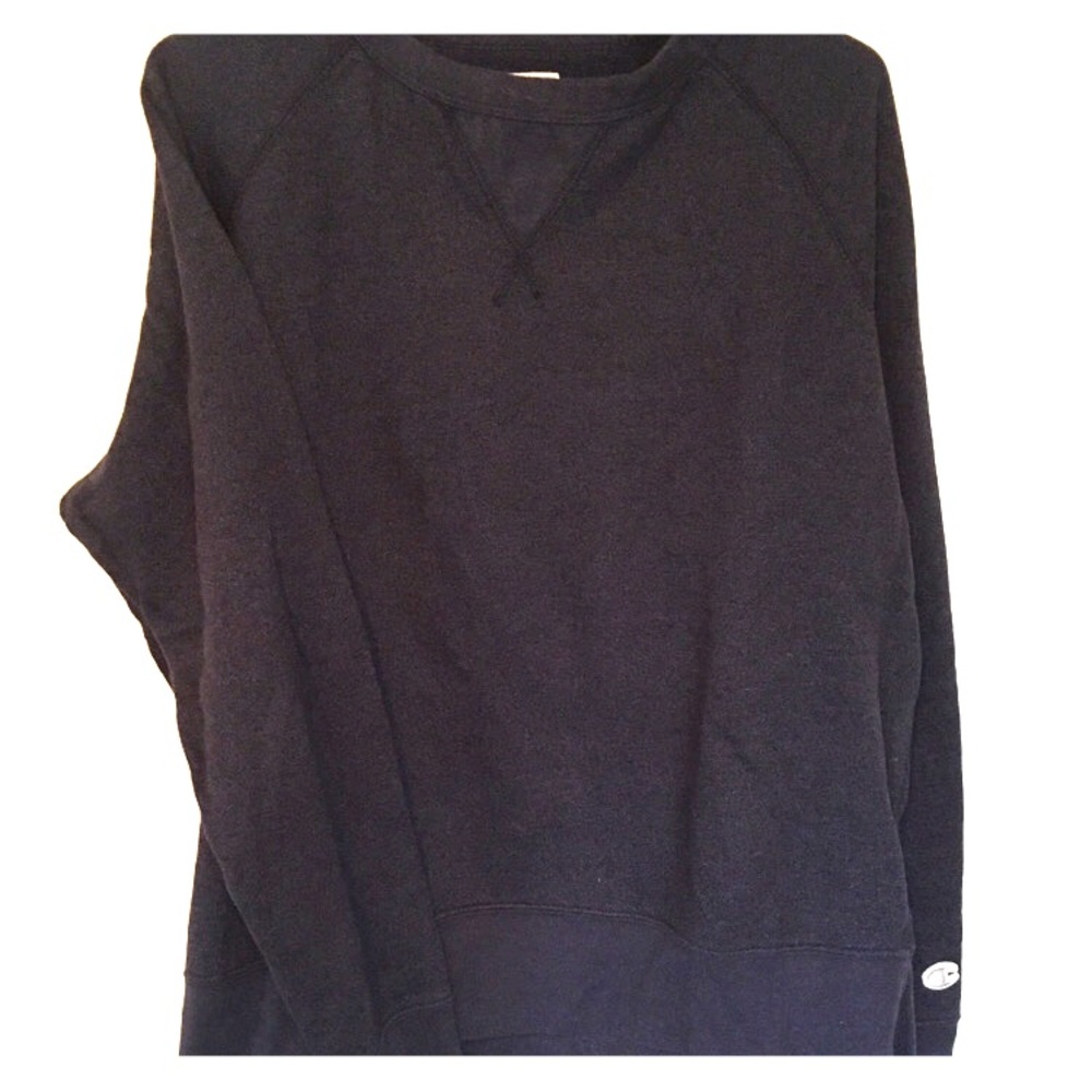 Bundle only*** NEW women’s CHAMPION sweatshirt